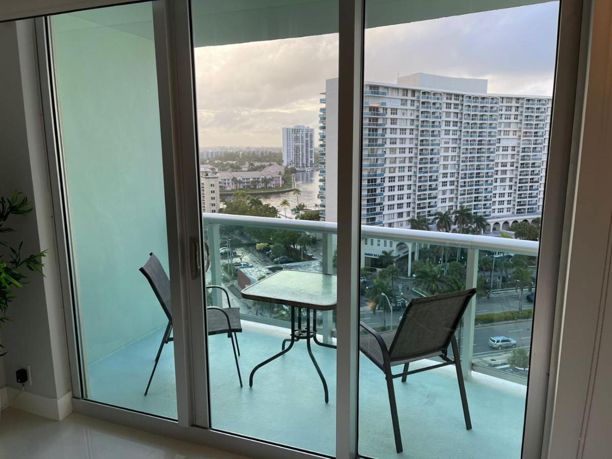 Hollywood On Beach Apartment Buitenkant foto